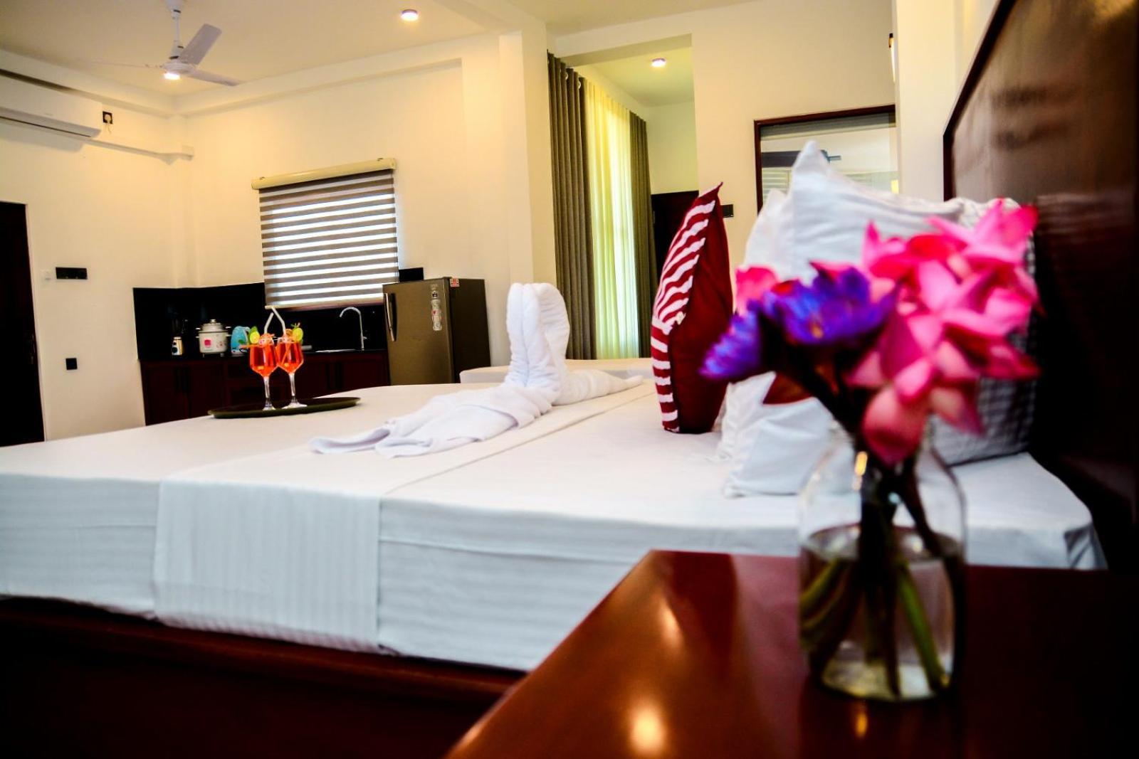 Coconut Style Restaurant & Milinda Guest Hotel Unawatuna Exterior foto