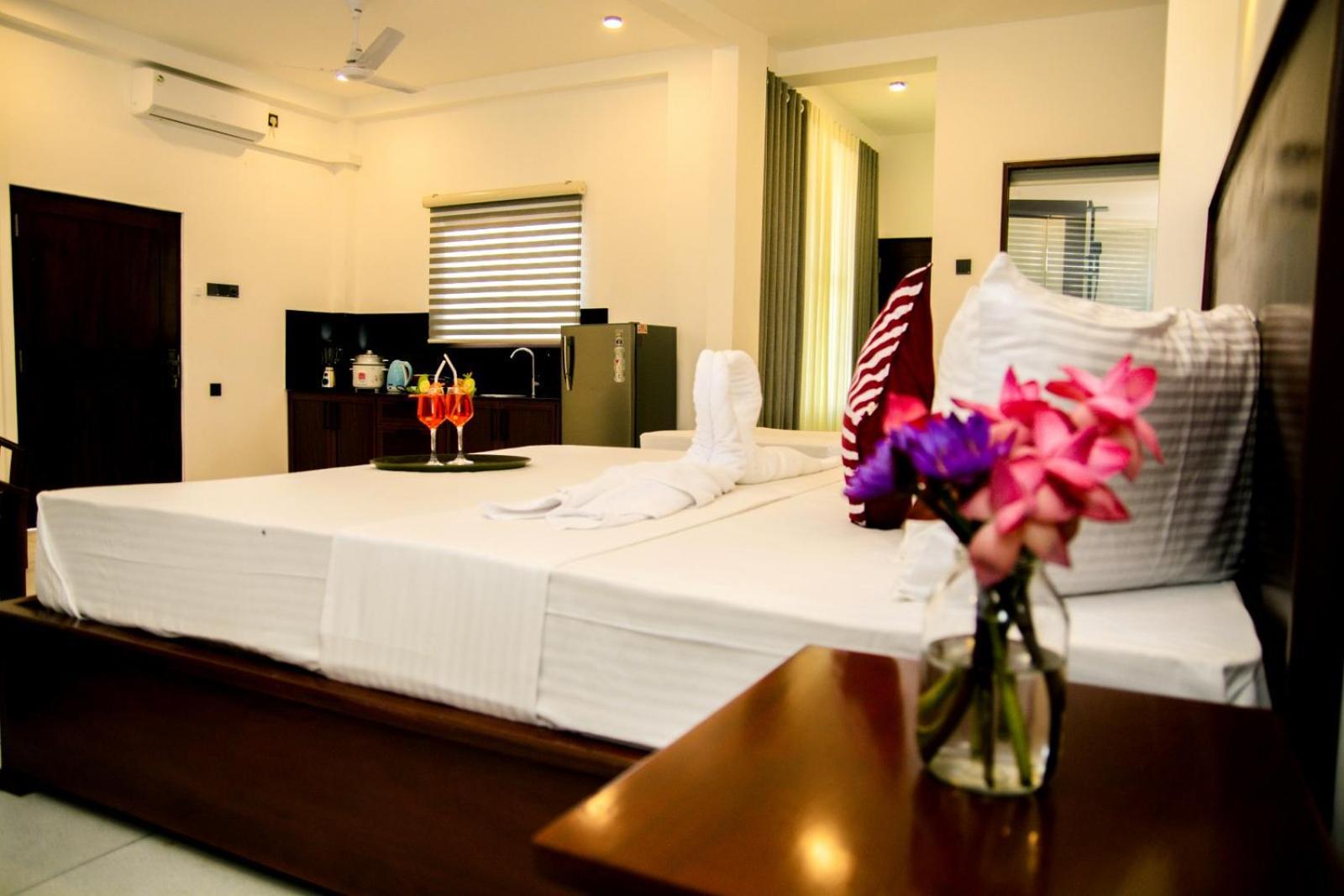 Coconut Style Restaurant & Milinda Guest Hotel Unawatuna Exterior foto
