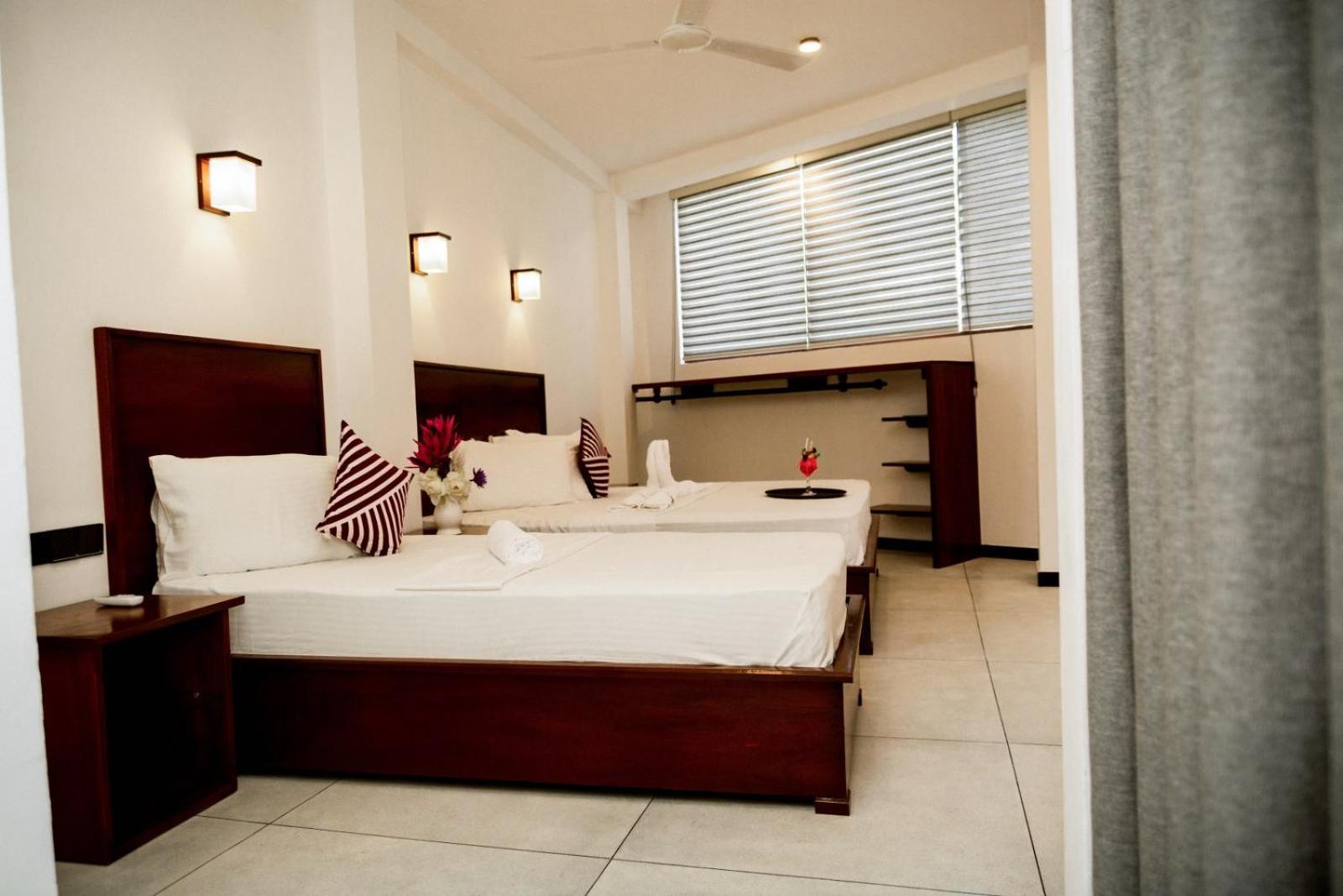Coconut Style Restaurant & Milinda Guest Hotel Unawatuna Exterior foto