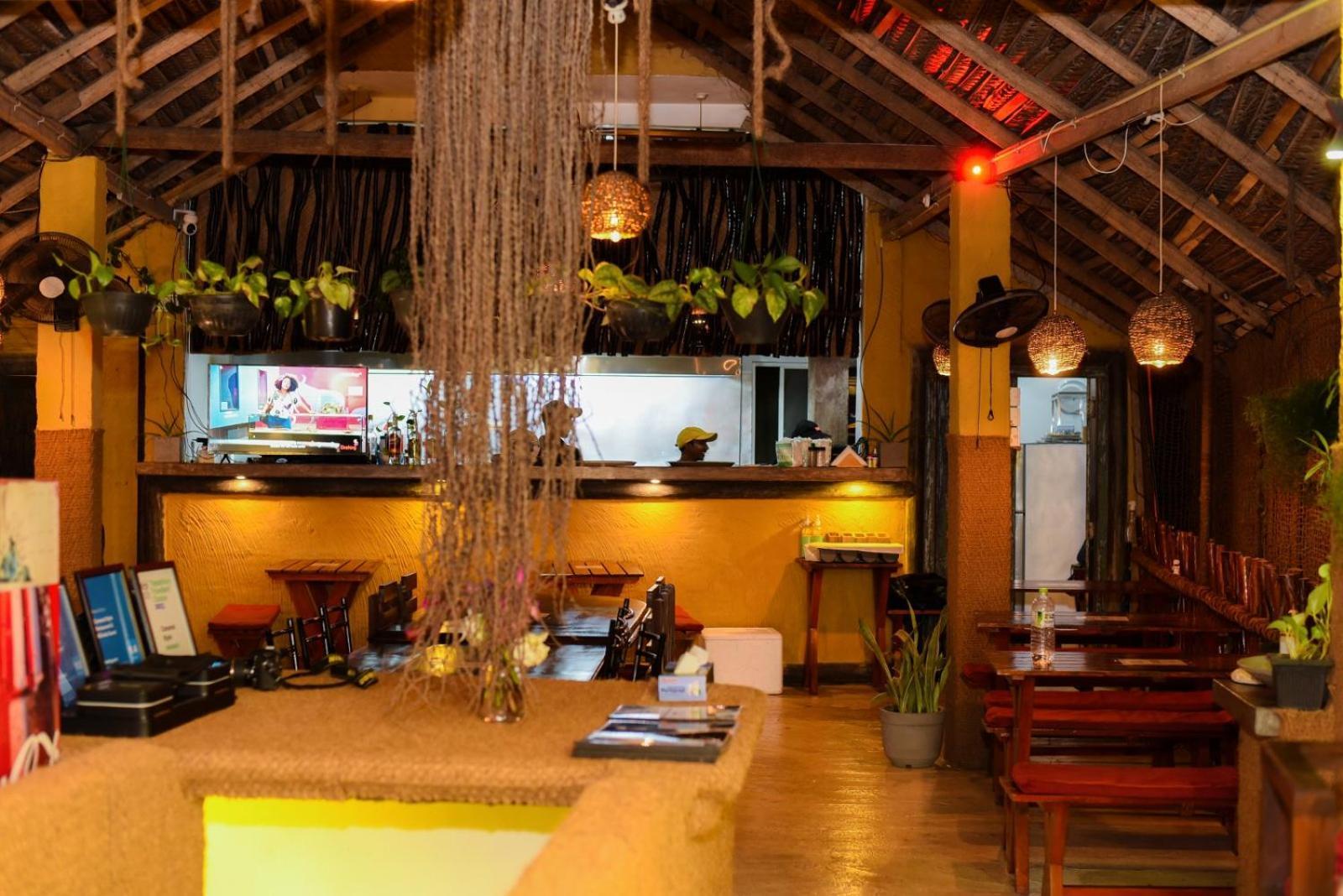 Coconut Style Restaurant & Milinda Guest Hotel Unawatuna Exterior foto