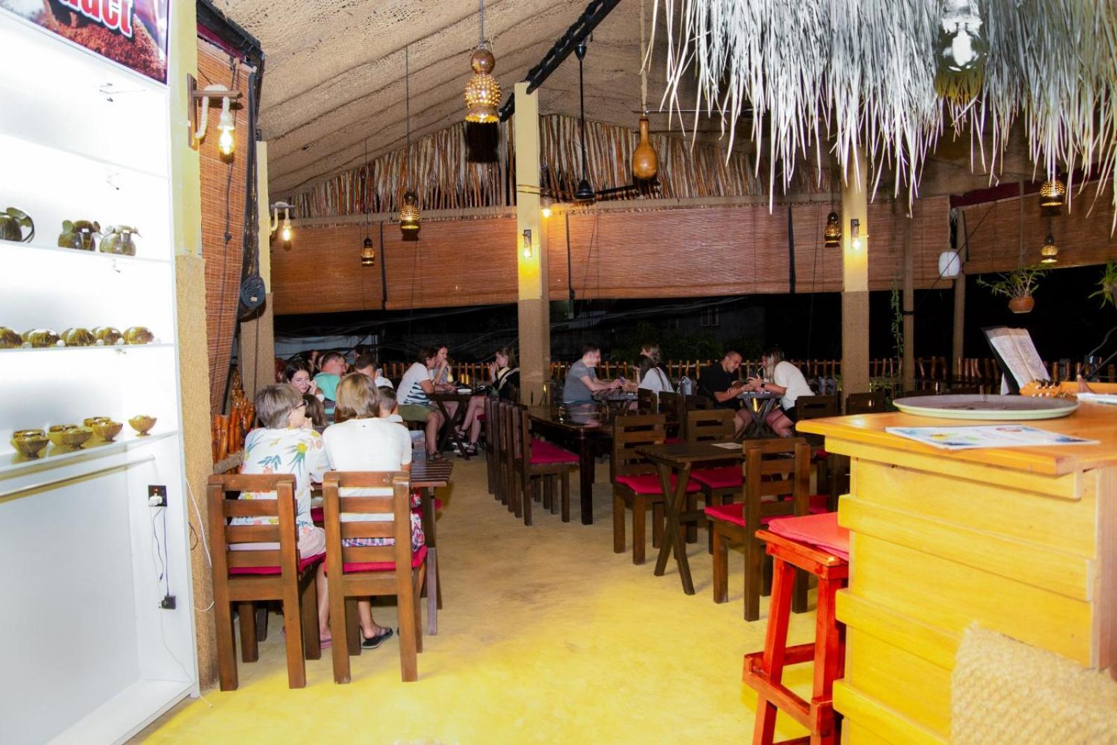 Coconut Style Restaurant & Milinda Guest Hotel Unawatuna Exterior foto